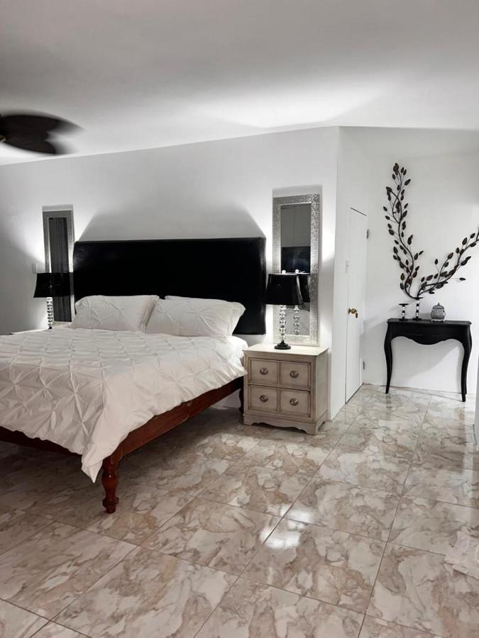 The Villa At Pineapple Cove Boscobel Buitenkant foto
